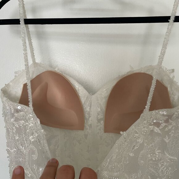 Enchanting by Mon Cheri Wedding Dress with Slit Size 6 A-line - Picture 5 of 10